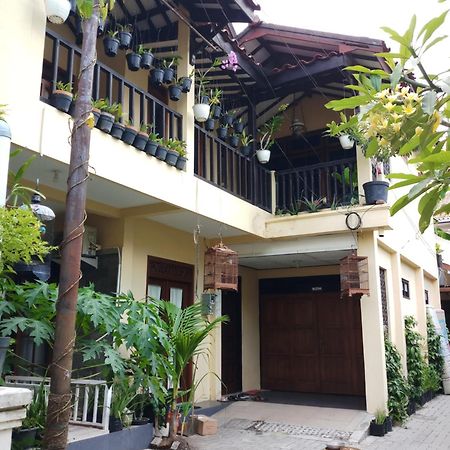 Griya Jene Homestay Syariah Ngabean Exterior foto