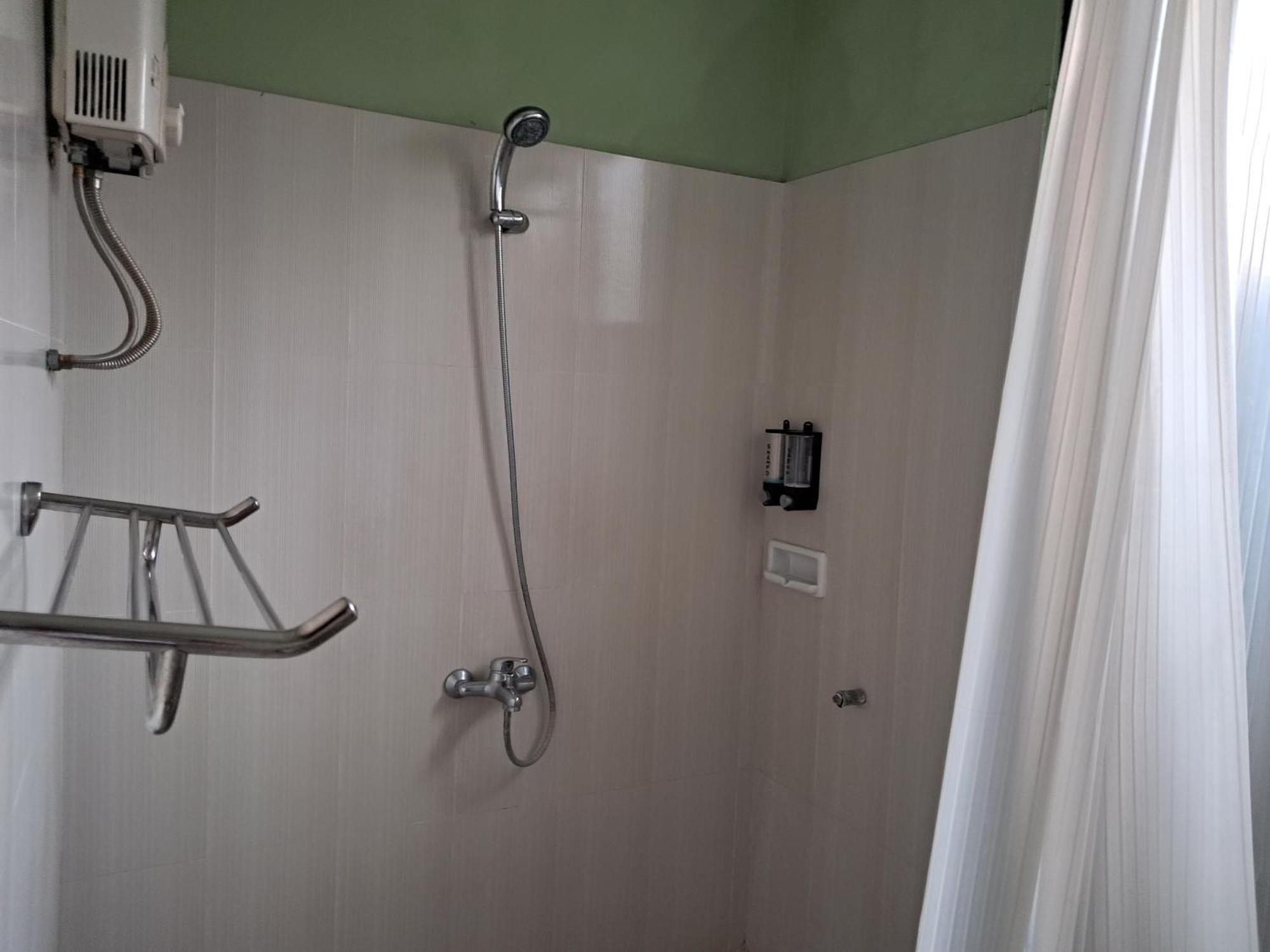 Griya Jene Homestay Syariah Ngabean Exterior foto